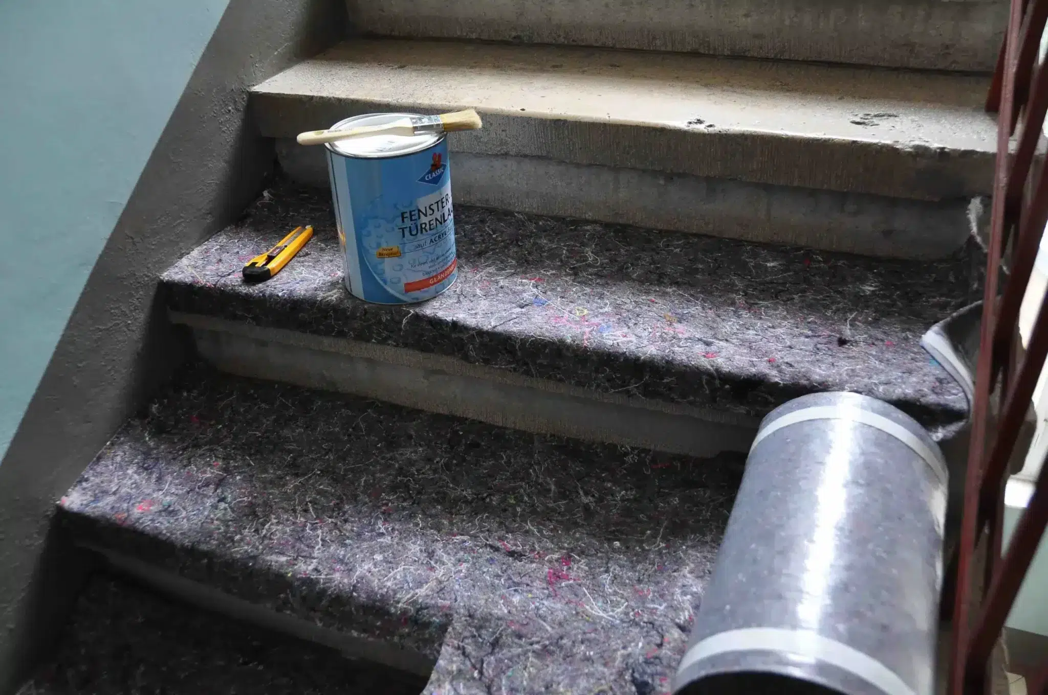 Featured image for “Selbstklebende Abdeckvliese für Treppen: Der ultimative Schutz”