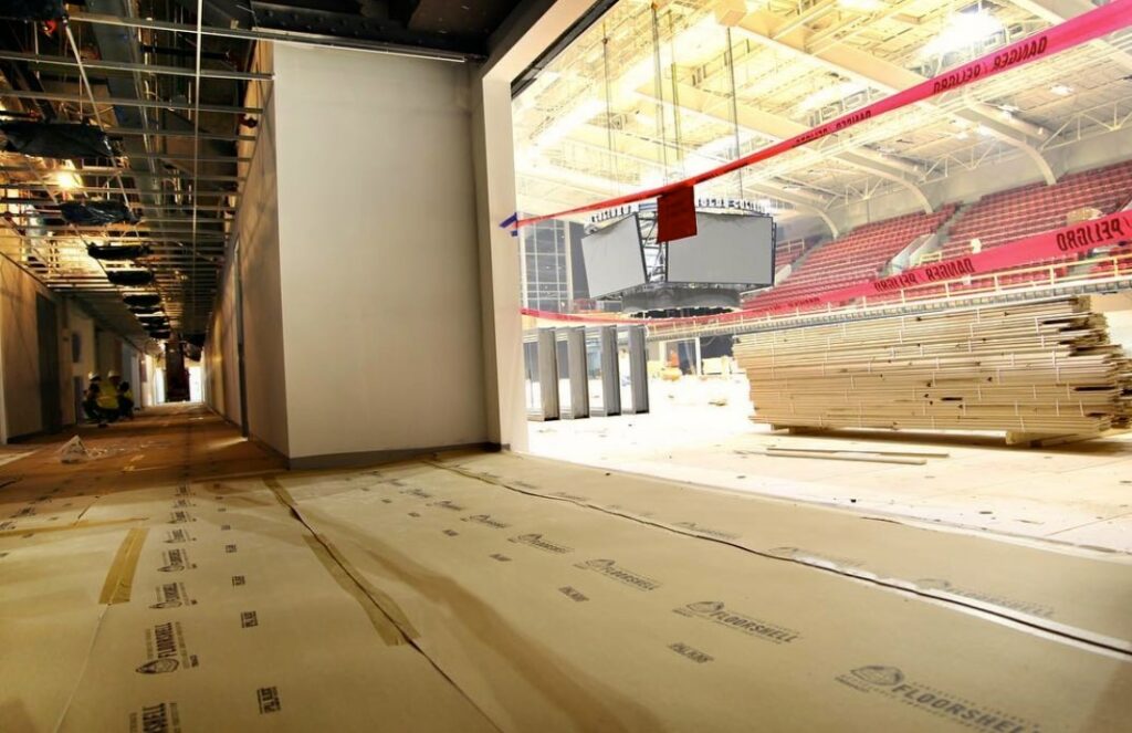 Bodenschutz Sporthalle