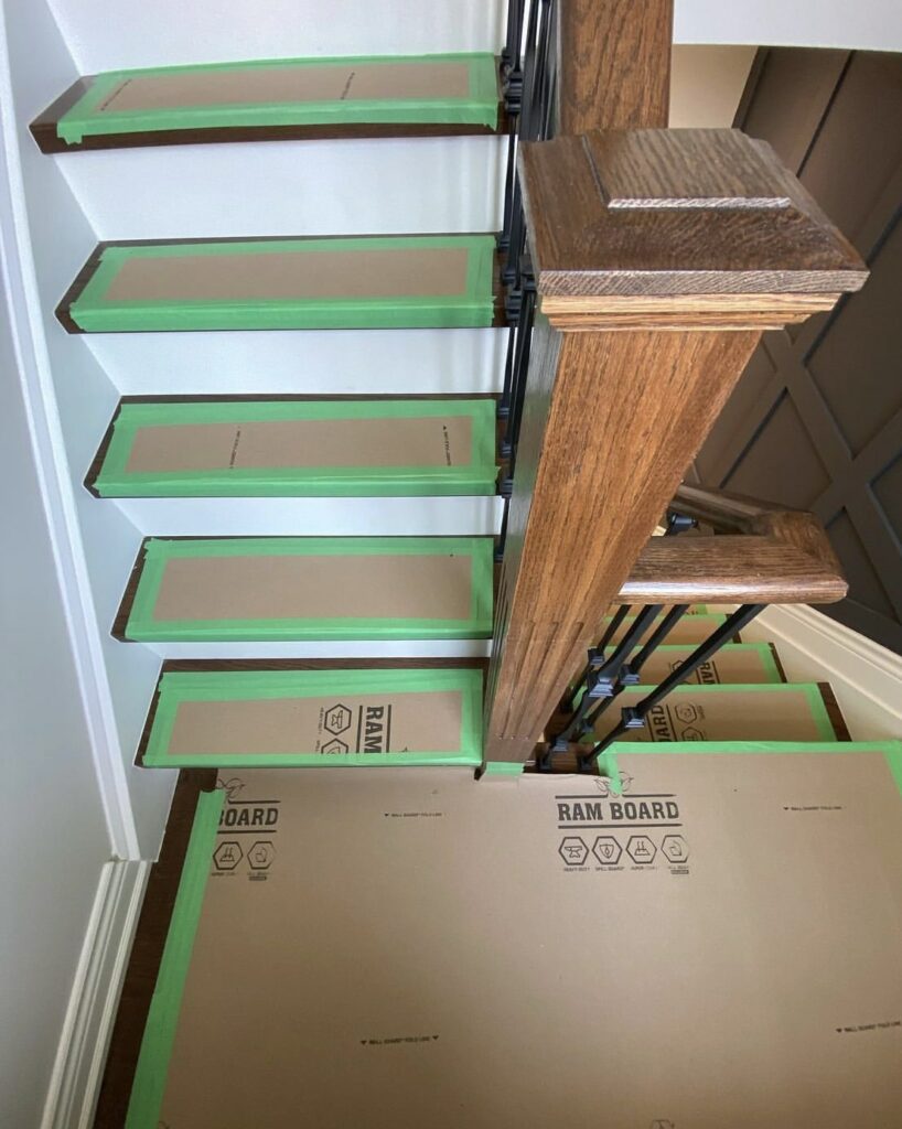 Ramboard als Treppenschutz